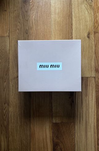Bolso miu miu negro, sin estrenar