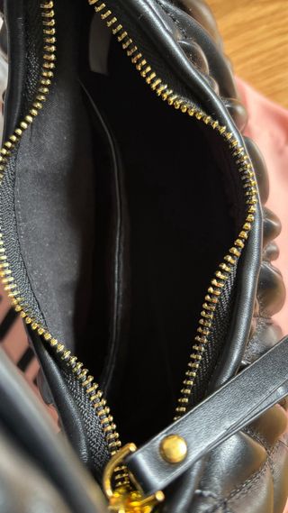 Bolso miu miu negro, sin estrenar