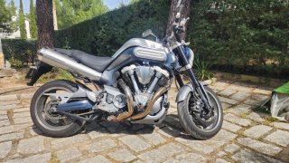 Yamaha MT-01 Naked