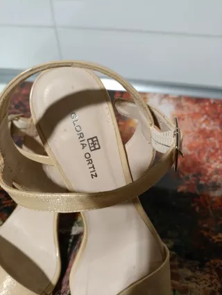 Sandalias Gloria Ortiz Beige Talla 38
