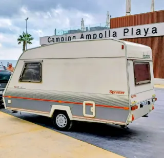 Caravana con documentación en parcela