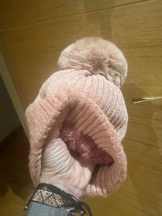Gorro NUEVO, rosa pompón y forro polar
