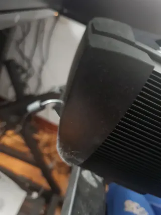 Volante Fanatec y base 2.5 8nm