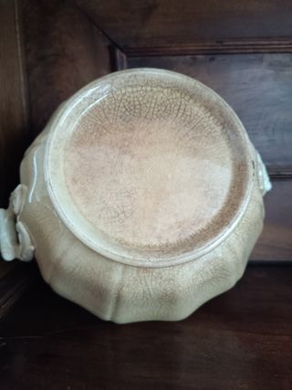 Sopera Antigua de cerámica