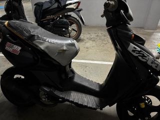 Beta Ark 49cc Scooter