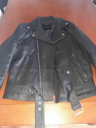 Cazadora Cuero Negra Pull&Bear