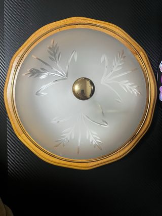 Aplique de techo antiguo.