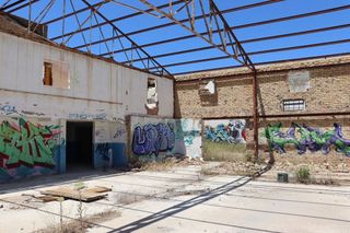 Nave industrial en venta en Polígonos - Recinto Ferial Cortijo de Torres en Málaga