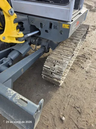 Miniexcavadora Wacker Neuson EZ36