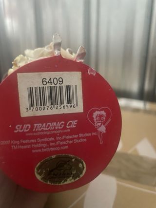 Betty Boop figura roja