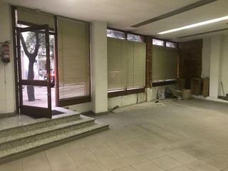 Local comercial en alquiler en L'Eixample en Figueres