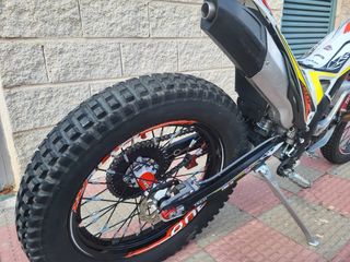 TRS ONE RR 300 2025 - Moto Trial