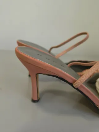 Zapatos de fiesta Nora en pedrería y bolso a juego