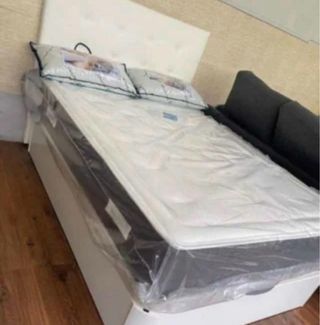 Canapés y colchones en oferta