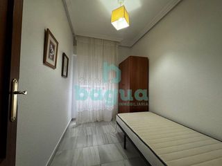 Piso en alquiler en Almendralejo