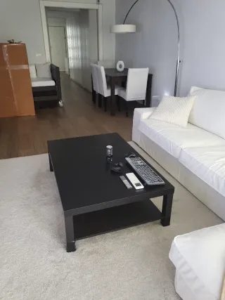 Mesa de centro IKEA grande