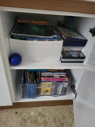 Mueble de madera y metal