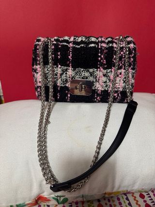 Bolso Parfois negro y rosa tweed