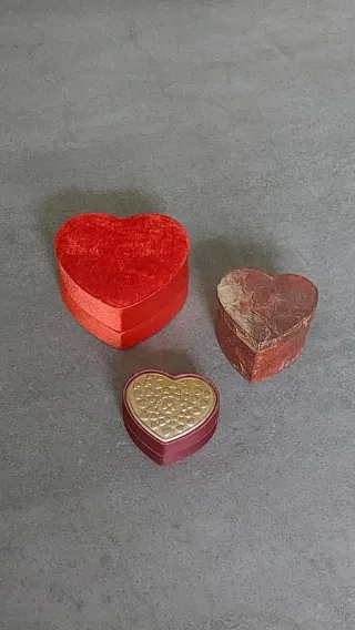 Set 3 Scatoline Cuore Rosse e Oro