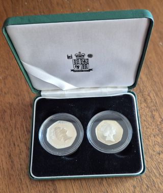 Monedas UK Plata y Cobre