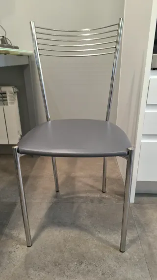 4 Sedie in Metallo e Pelle Grigia per Cucina/Sala da Pranzo