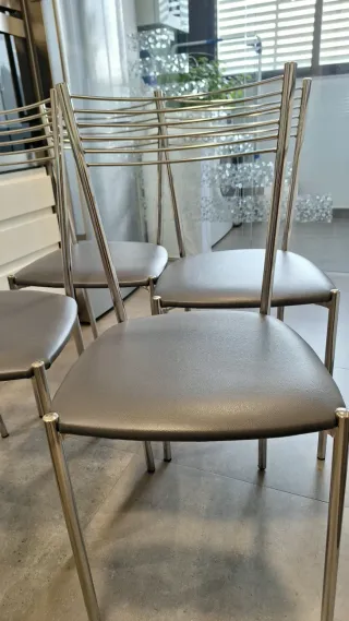 4 Sedie in Metallo e Pelle Grigia per Cucina/Sala da Pranzo