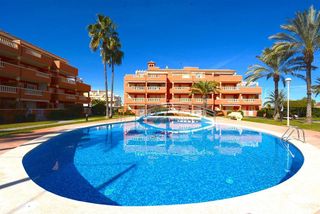 Piso en venta en Les Marines/Las Marinas en Dénia