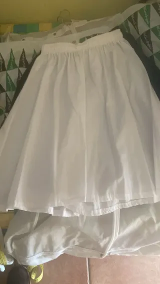 Traje de fallero beige y verde