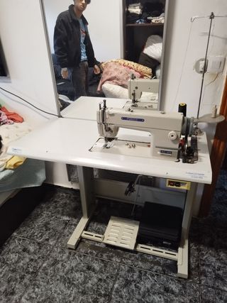 Máquina de coser industrial FOMAX