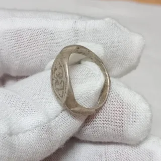 Anillo de Plata Medieval con Sello