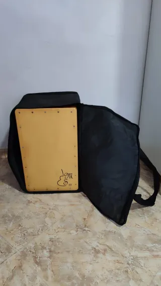 Cajón Flamenco con funda