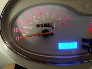 Ciclomotor 50cc 4T Scooter Blanco/Rojo