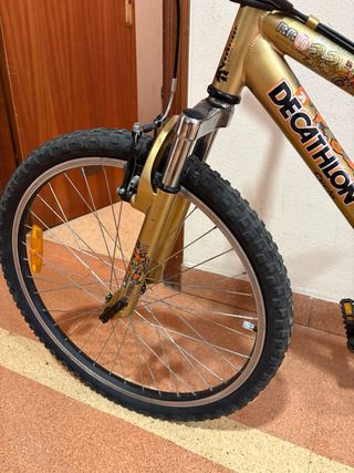 Bicicleta Decathlon per adulti/adolescenti