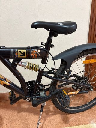 Bicicleta Decathlon per adulti/adolescenti