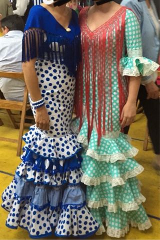 Traje de flamenca azul y blanco
