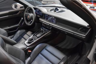 Porsche 911 (992.2) Carrera Cabriolet