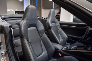 Porsche 911 (992.2) Carrera Cabriolet