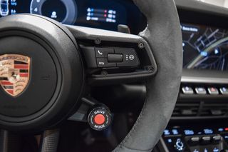 Porsche 911 (992.2) Carrera Cabriolet