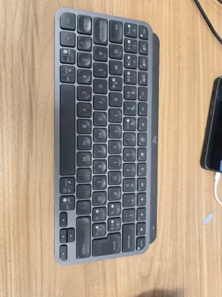 Teclado Logitech MX Keys Mini