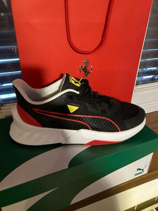 Scarpe Puma Ferrari N.43