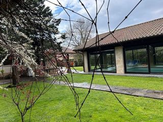 Chalet en venta en Zuia