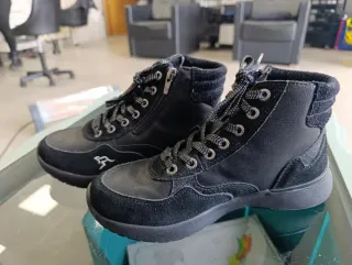 Botas Kangaroos Negras