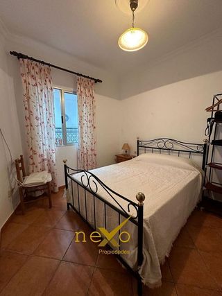 Chalet en venta en Carmona