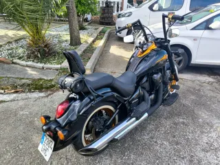 Kawasaki Vulcan 900