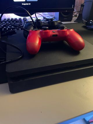 PS4 (PlayStation 4) + 2 Mandos