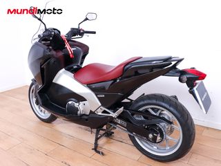 HONDA INTEGRA 700 CBS-ABS