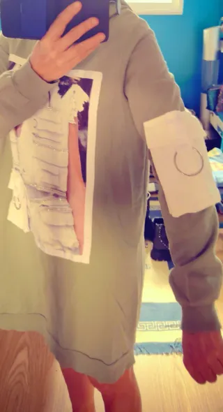 Jersey largo con capucha verde talla única