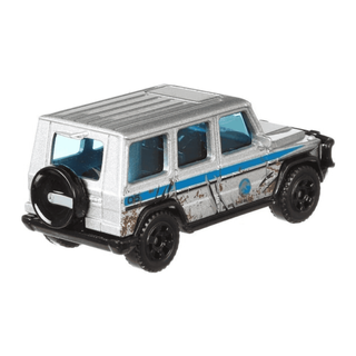 Jurassic World | Mercedes-Benz G 550 sucio | 1/64