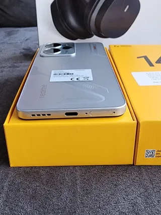 ⏯️Realme 14 5G Plata + Auriculares Bluetooth⏯️