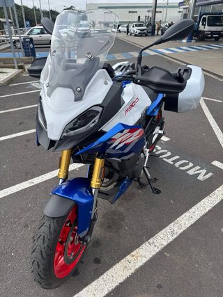 BMW F900XR 2025